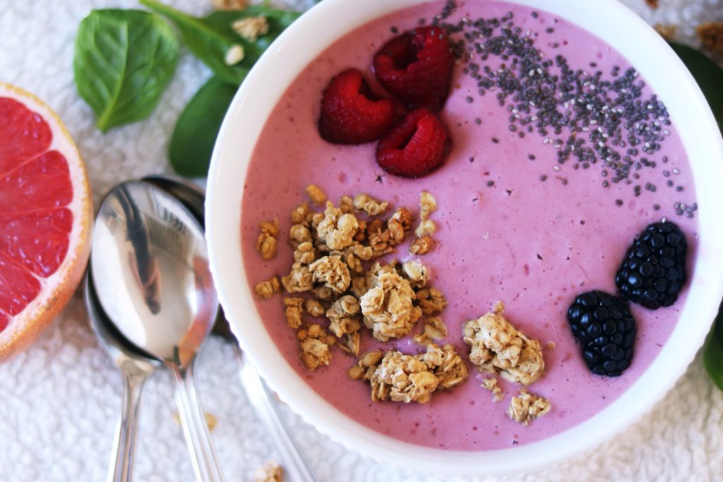3 Healthy Smoothie Bowl Recipes: Easy To Prepare Breakfast Ideas